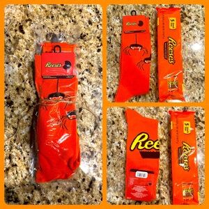 Reese’s “Halloween” Socks & Candy